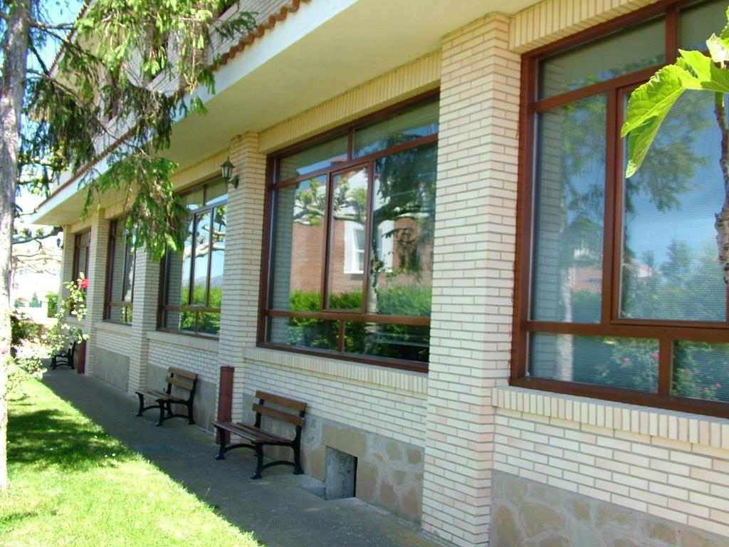 Hostal El Botero Cuzcurrita-Rio Tiron Exterior photo