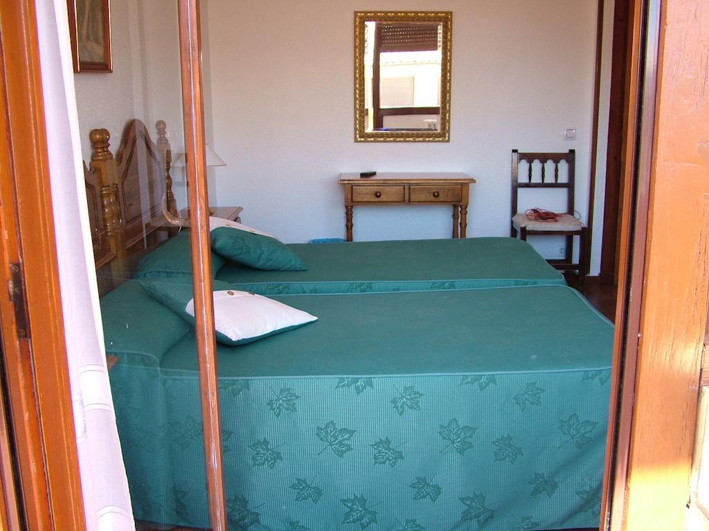 Hostal El Botero Cuzcurrita-Rio Tiron Room photo